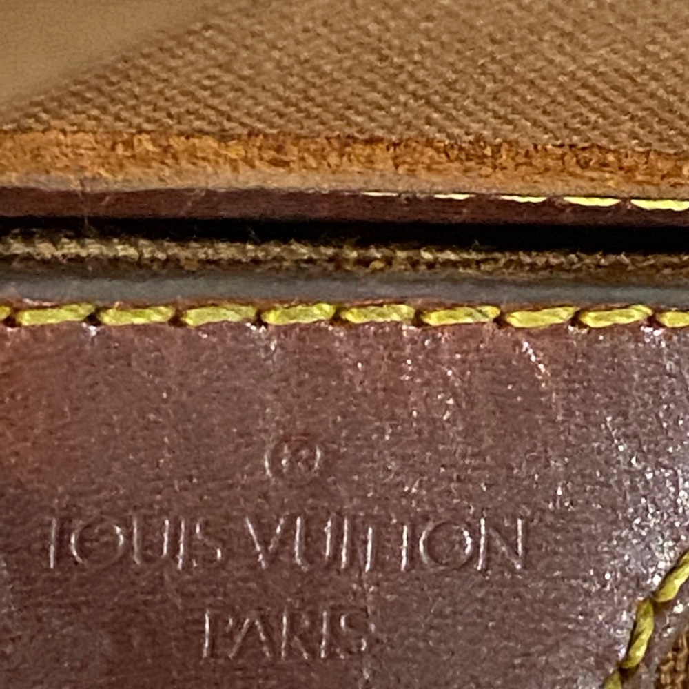 Louis Vuitton Ellipse PM Handbag - Picture 8 of 13